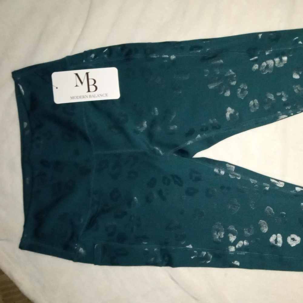 Modern Balance Leggings